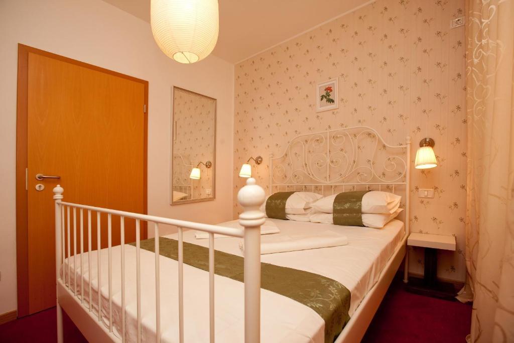 Pension Dinu Residence Timişoara Værelse billede